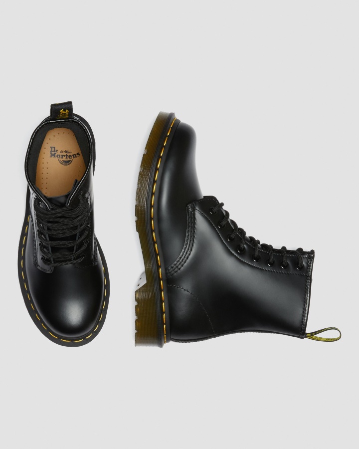 Cizme Negre De Dama Dr.martens Romania 1460 Din Piele Neteda Cu Siret
