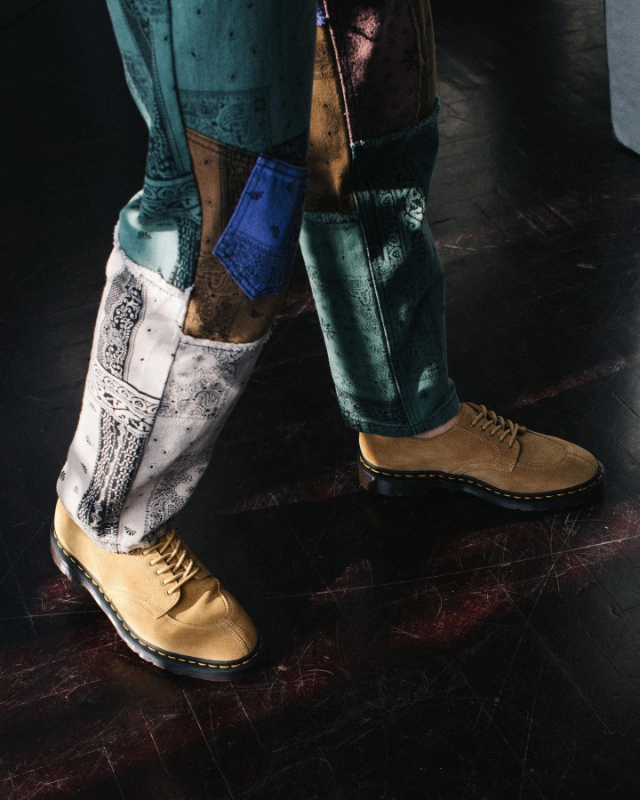 2046 Pantofi Oxford Din Piele Intoarsa Dr.martens Romania Sand Repello Din Piele Intoarsa De Vitel