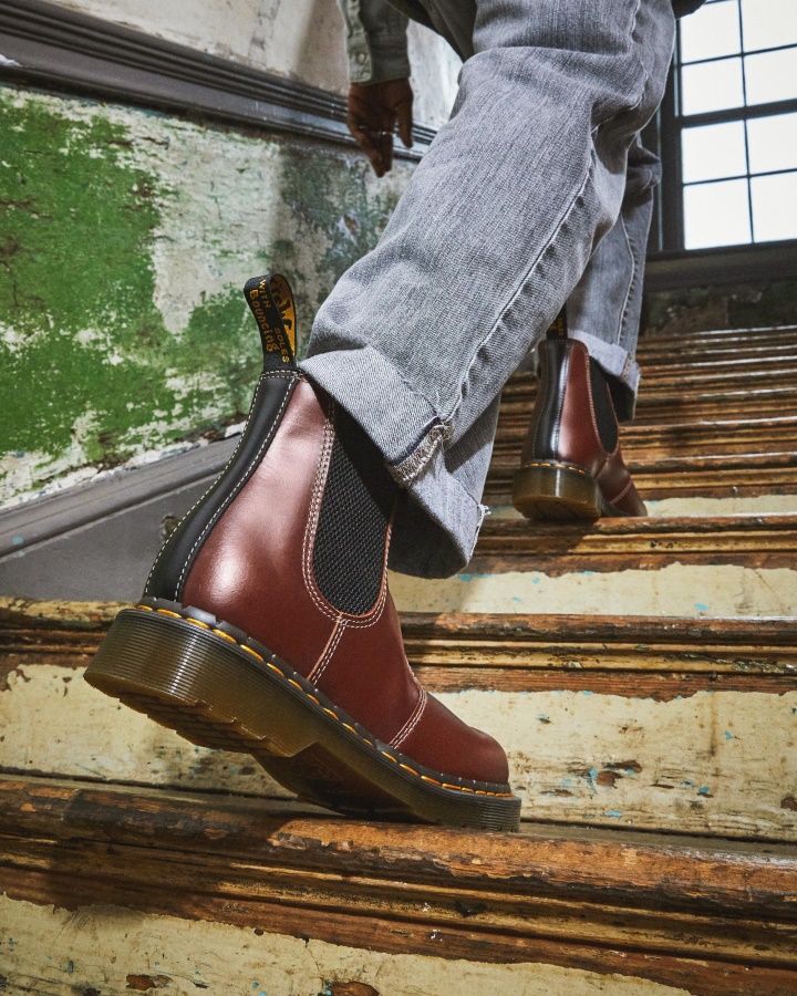 2976 Cizme Chelsea Din Piele Abruzzo Maro+negru Abruzzo Wp Dr.martens Romania