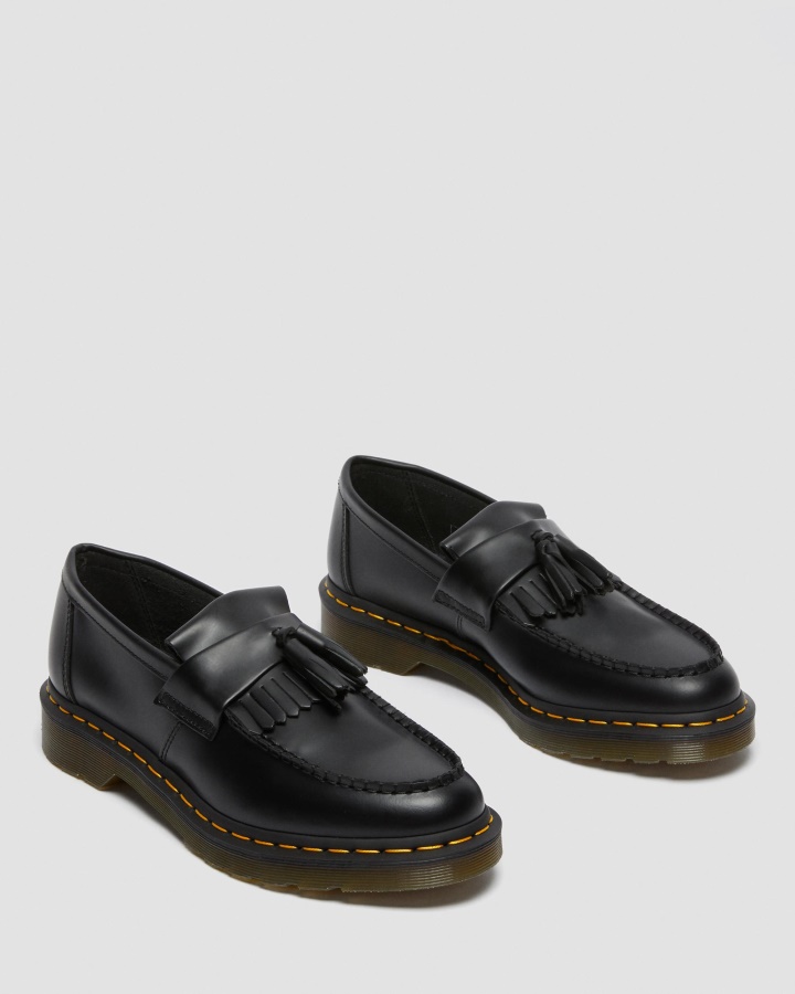 Mocasini Cu Ciucuri Din Piele Cu Cusaturi Galbene Adrian Dr.martens Romania Piele Neteda Neagra