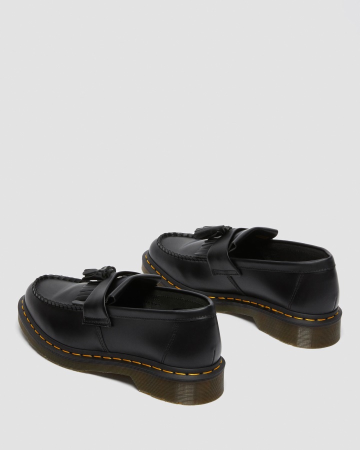 Mocasini Cu Ciucuri Din Piele Cu Cusaturi Galbene Adrian Dr.martens Romania Piele Neteda Neagra