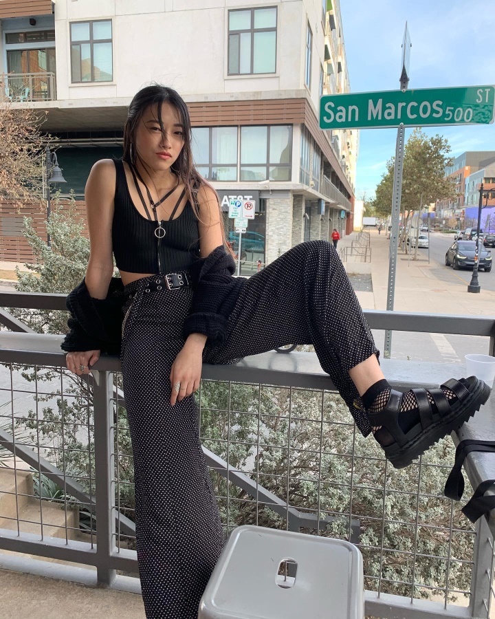 Sandale De Dama Brando Cu Curea Din Piele Brando Dr.martens Romania Blaire