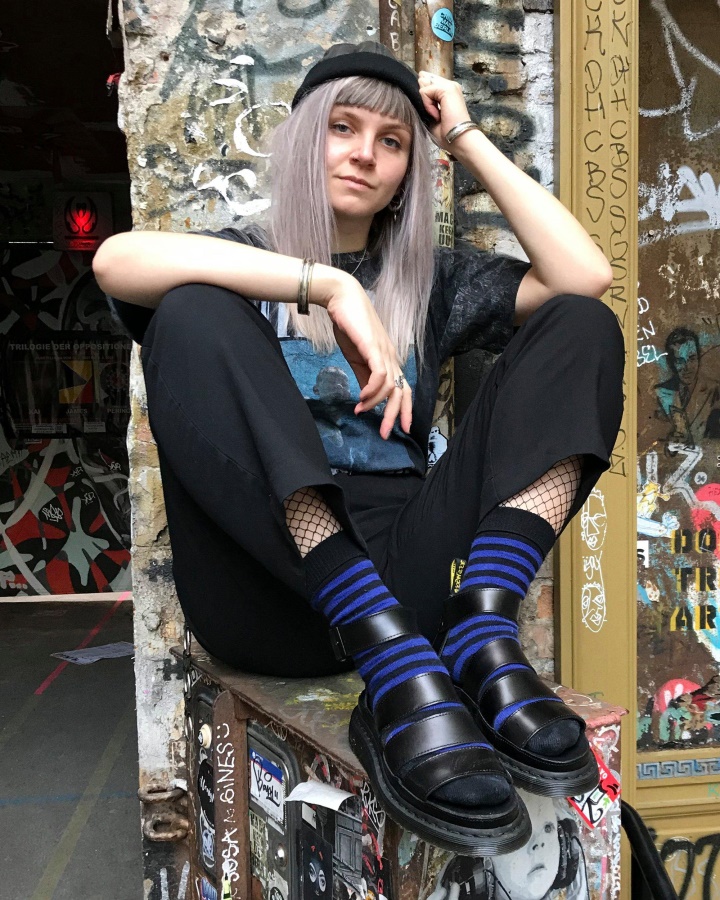 Sandale Dama Cu Curea Din Piele Clarissa Ii Negre Brando Dr.martens Romania