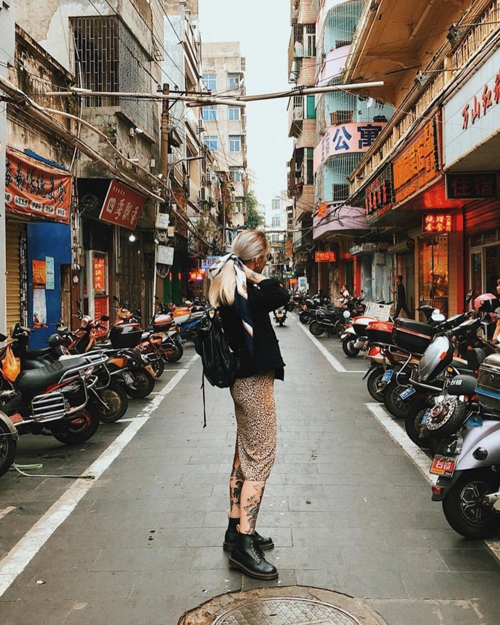 Dr.martens Romania Black Felix Rub Off Vegan 101 Felix Botine