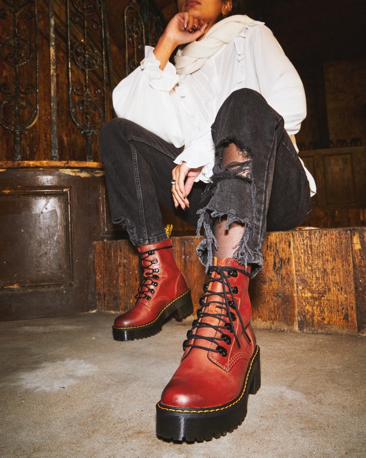 Leona Wyoming Cizme Din Piele Cu Toc Cu Platformă Din Cărămidă Lustruită Wyoming Dr.martens Romania