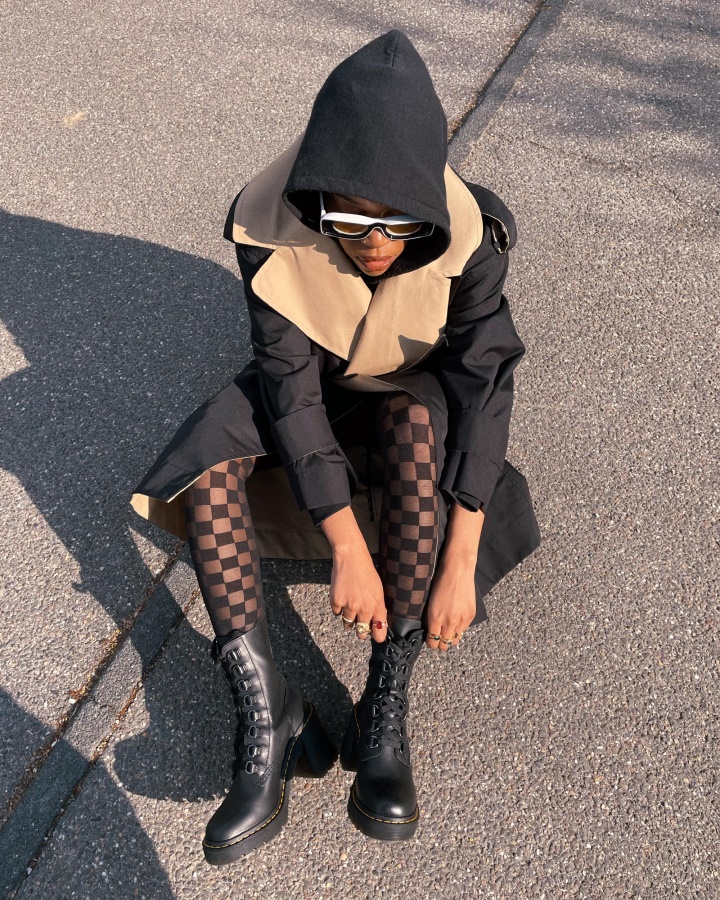 Cizme Chesney Piele Cu Toc Evazat Cu Siret Negru Sendal Dr.martens Romania