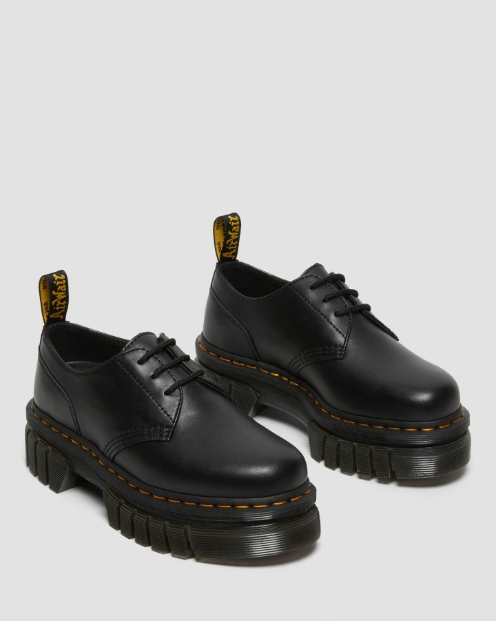 Pantofi Cu Platforma Din Piele Nappa Neagra Dr.martens Romania Audrick