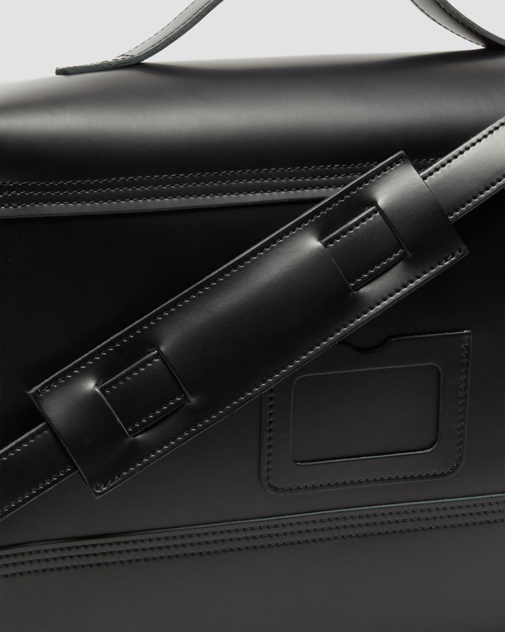 Geanta Messenger Cutie Cutie Din Piele Dr.martens Romania Neagra