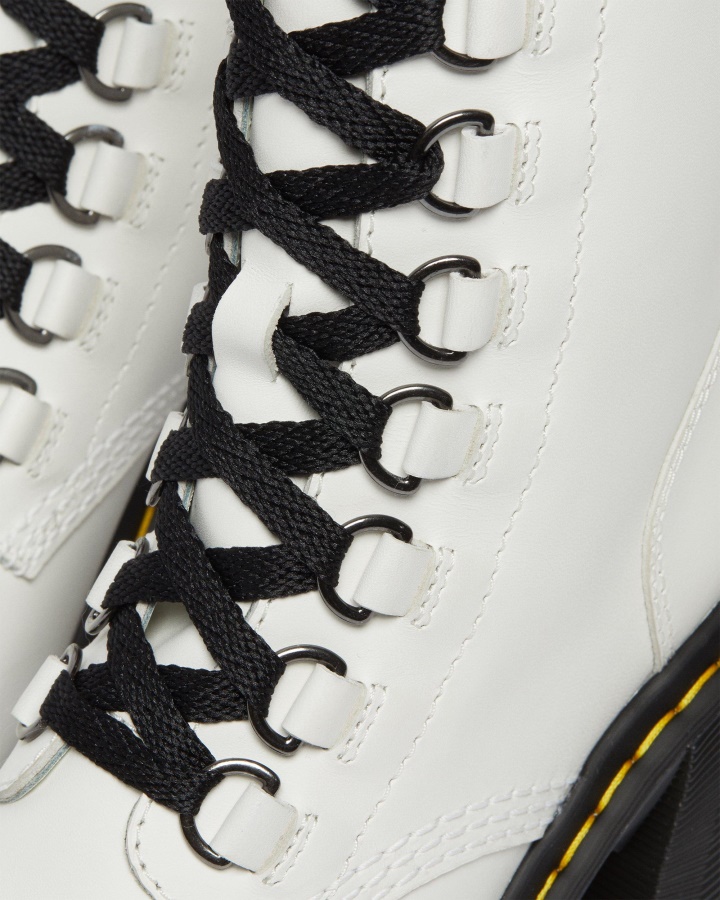 Dr.martens Romania Cizme Cu Siret Cu Toc Evazat Din Piele Chesney Sendal Alb