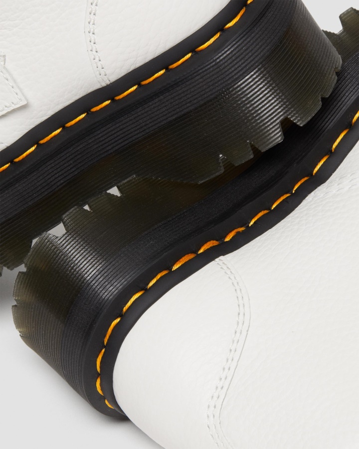 Cizme Cu Platforma Din Piele Cu Catarama Flori Devon Din Piele Nappa Frezata Alb Dr.martens Romania