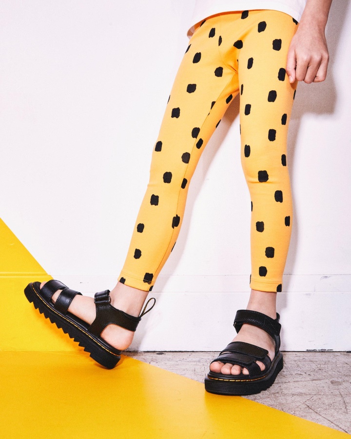 Sandale Junior Klaire Cu Curea Din Piele Negru T Lamper Dr.martens Romania