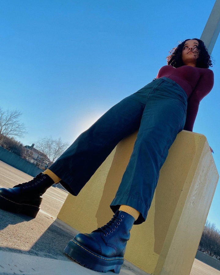 Cizme Cu Platforma Din Piele Nappa Frezata Sinclair Piele Nappa Frezata Neagra Dr.martens Romania