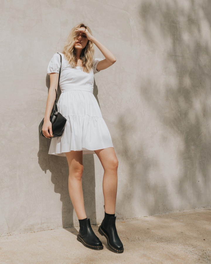 Dr.martens Romania Black Felix Rub Off Vegan 2976 Felix Chelsea Boots