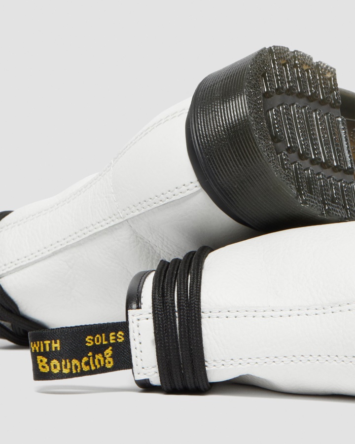 Cizme Albe Cu șireturi Din Piele Virginia Dr.martens Romania 1460 Cu șireturi Virginia