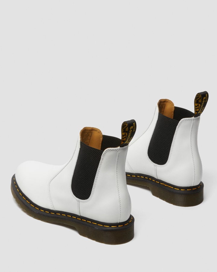 Dr.martens Romania Piele Neteda Alba 2976 Cusatura Galbena Cizme Chelsea Din Piele Neteda