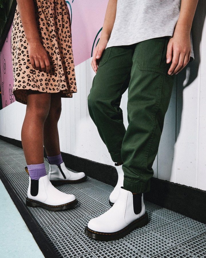 Cizme Chelsea Din Piele Alb Romario Dr.martens Romania Junior 2976